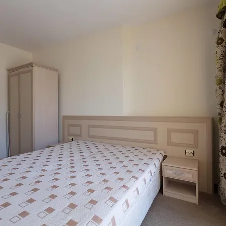 ❤1 Bedroom Ap W Kitchen +washer & Pool View ❤ys❤ *